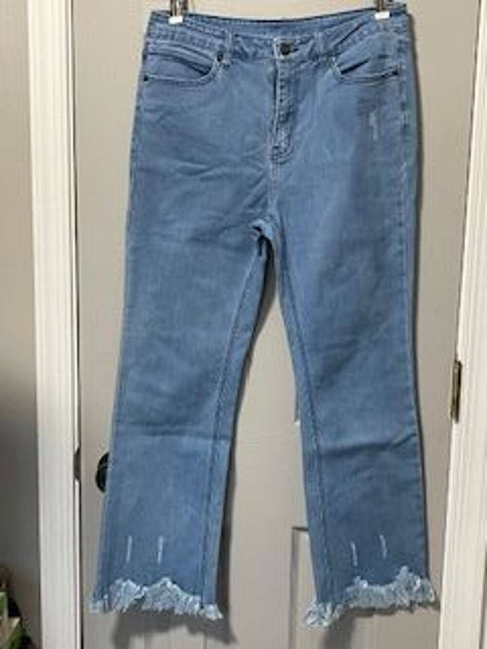 #B999 PRE-LOVED Before You high rise cropped flare with frayed hem size large
